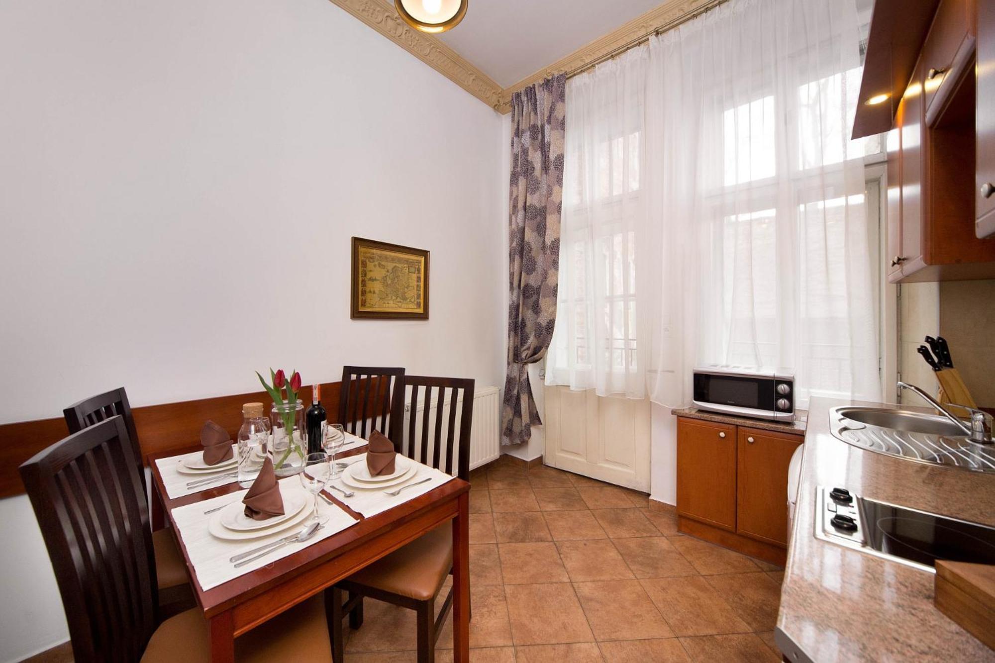 קרקוב Ventus Rosa Apartments מראה חיצוני תמונה